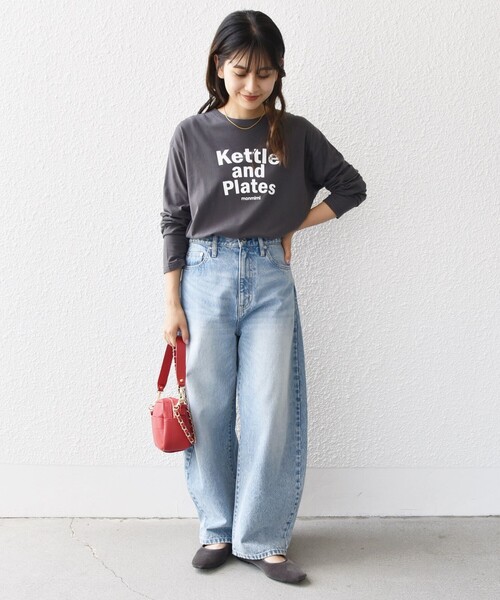 monmimi（モンミミ）の「【SHIPS any別注】monmimi〈洗濯機可能〉ロゴ プリント ロンTEE 23AW（Tシャツ/カットソー・レディース・ピンク/ホワイト/チャコールグレー・ONE SIZE）」の4枚目の写真