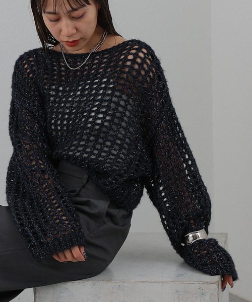 COLONY 2139（コロニートゥーワンスリーナイン）の「ラメメッシュショート丈ニットプルオーバー（ニット/セーター・レディース・グレー/ネイビー/ベージュ・FREE）」の12枚目の写真