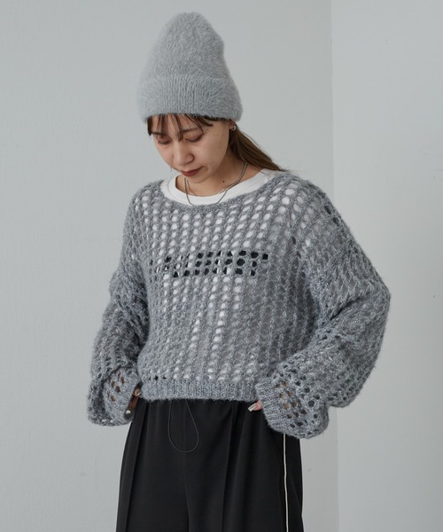 COLONY 2139（コロニートゥーワンスリーナイン）の「ラメメッシュショート丈ニットプルオーバー（ニット/セーター・レディース・グレー/ネイビー/ベージュ・FREE）」の20枚目の写真
