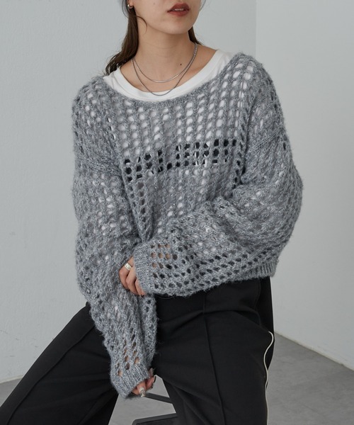 COLONY 2139（コロニートゥーワンスリーナイン）の「ラメメッシュショート丈ニットプルオーバー（ニット/セーター・レディース・グレー/ネイビー/ベージュ・FREE）」の18枚目の写真