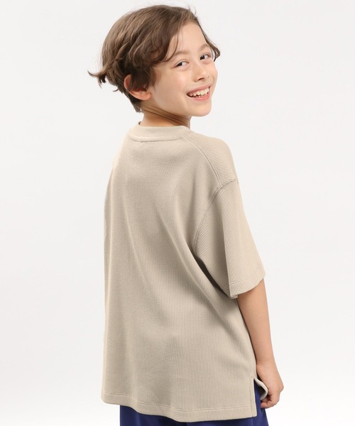GLOBAL WORK Smile Seed Store（グローバルワーク スマイルシードストア）の「ワッフルＴシャツ半袖/キッズ/183146（Tシャツ/カットソー・キッズ・ベージュ/チャコール/ライトカーキ・120cm/100cm/130cm/110cm/140cm/150cm）」の2枚目の写真