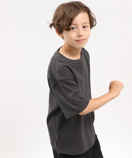 GLOBAL WORK Smile Seed Store（グローバルワーク スマイルシードストア）の「ワッフルＴシャツ半袖/キッズ/183146（Tシャツ/カットソー・キッズ・ベージュ/チャコール/ライトカーキ・120cm/100cm/130cm/110cm/140cm/150cm）」の12枚目の写真