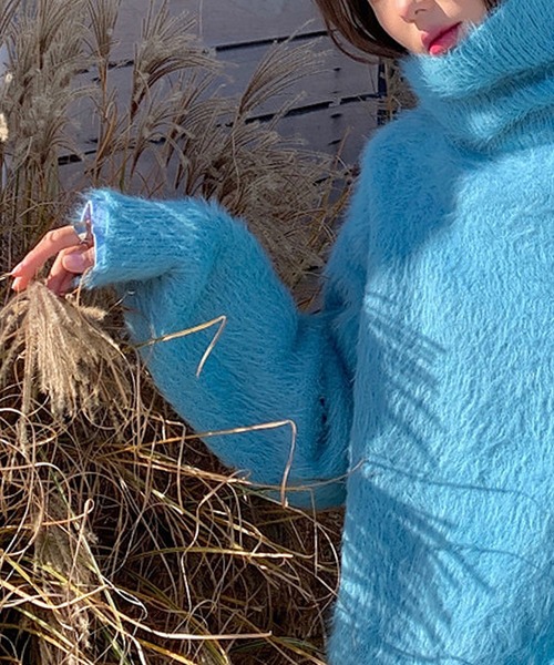 VitaFelice(ヴィータフェリーチェ)の「ハイネック&ボリュームスリーブ シャギーニット(ニット/セーター・レディース・ブラック/パープル/ピンク/ホワイト・FREE)」の9枚目の写真