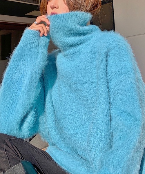 VitaFelice(ヴィータフェリーチェ)の「ハイネック&ボリュームスリーブ シャギーニット(ニット/セーター・レディース・ブラック/パープル/ピンク/ホワイト・FREE)」の10枚目の写真