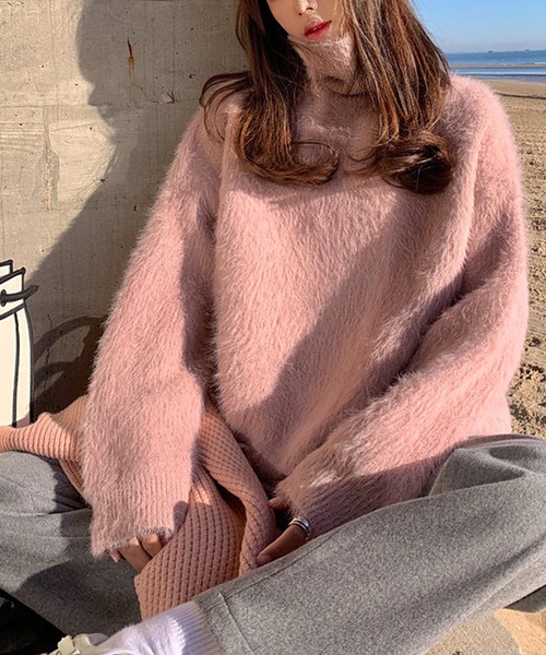 VitaFelice(ヴィータフェリーチェ)の「ハイネック&ボリュームスリーブ シャギーニット(ニット/セーター・レディース・ブラック/パープル/ピンク/ホワイト・FREE)」の11枚目の写真