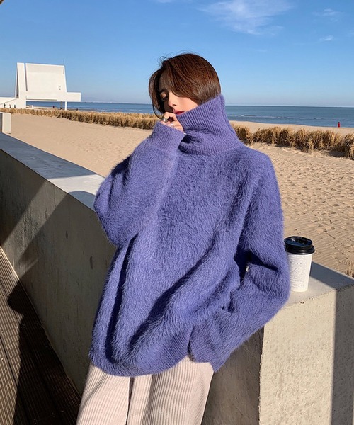 VitaFelice(ヴィータフェリーチェ)の「ハイネック&ボリュームスリーブ シャギーニット(ニット/セーター・レディース・ブラック/パープル/ピンク/ホワイト・FREE)」の14枚目の写真