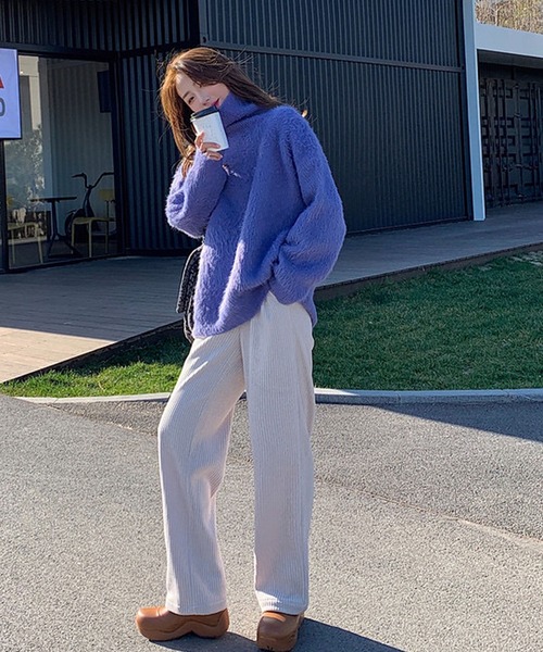 VitaFelice(ヴィータフェリーチェ)の「ハイネック&ボリュームスリーブ シャギーニット(ニット/セーター・レディース・ブラック/パープル/ピンク/ホワイト・FREE)」の15枚目の写真