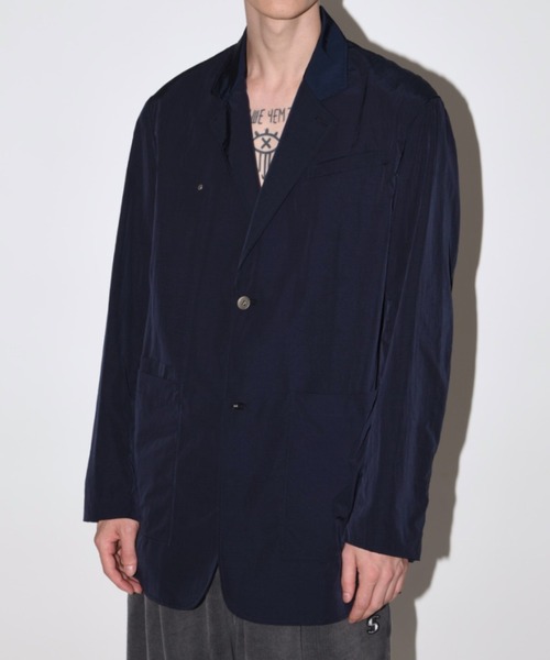 SUPERTHANKS(スーパーサンクス)の「【撥水加工】2ボタンジャケット ネオブレザー(ユニセックス)Neo blazer (Ny taffeta)(ナイロンジャケット・メンズ・ブラック/グレー/ネイビー・M/S/L)」の13枚目の写真