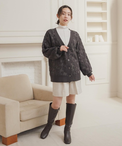 HEYUMM（ヘユム）の「フラワージャガードカーディガン（カーディガン/ボレロ・レディース・グレー系その他/ブラック系その他/ホワイト系その他・ONE）」の19枚目の写真