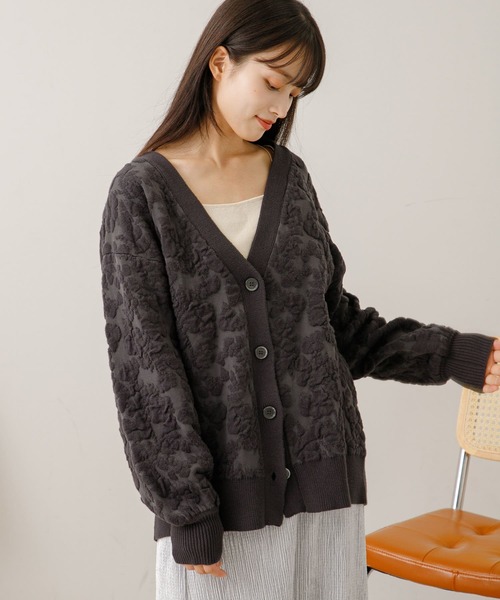 HEYUMM（ヘユム）の「フラワージャガードカーディガン（カーディガン/ボレロ・レディース・グレー系その他/ブラック系その他/ホワイト系その他・ONE）」の22枚目の写真