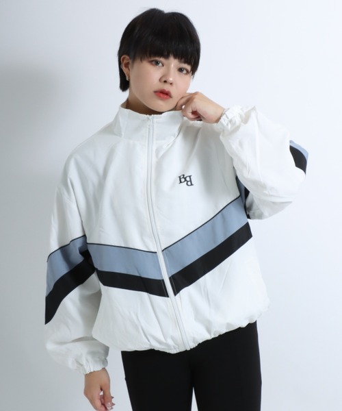 Salong hameu（サロン ハミュー）の「切替配色ライン スタンドネック