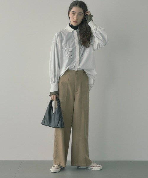 saloon(サルーン)の「SALOON(サルーン)/ラメ切り替えロンT(Tシャツ/カットソー・レディース・ブルー/ブラック/オフホワイト・FREE)」の11枚目の写真