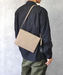 【MATTE】ソフトレザー 横型フラップショルダー SKB-MT06
