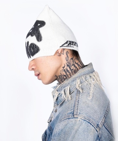FREE WORLD ORDER（フリーワールドオーダー）の「ストリートファッション FREE WORLD ORDER フリーワールドオーダー F.V.V.O エフブイブイオー FVVO logo Printed beanie hat logo ロゴビーニー ビーニー プリント ニット帽（ニットキャップ/ビーニー・メンズ・ホワイト/ブラック・ONE SIZE）」の3枚目の写真