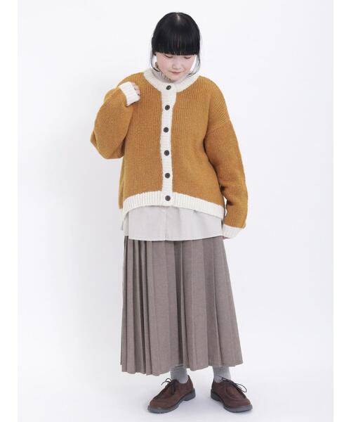Samansa Mos2(サマンサ モスモス)の「バイカラークルーネックカーディガン(カーディガン/ボレロ・レディース・ベージュ/キナリ/イエロー/ピンク/チャコールグレー・F)」の9枚目の写真