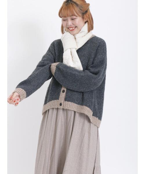 Samansa Mos2(サマンサ モスモス)の「バイカラークルーネックカーディガン(カーディガン/ボレロ・レディース・ベージュ/キナリ/イエロー/ピンク/チャコールグレー・F)」の22枚目の写真