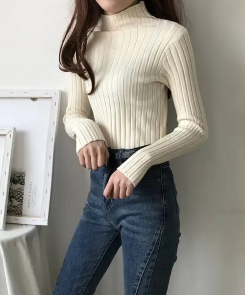 tone(トーン)の「urbanfemine./ハーフハイネックニット U7172(ニット/セーター・レディース・ブラック/グレー/ベージュ/ホワイト・FREE)」の2枚目の写真