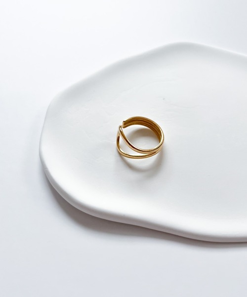 yu-ka（ユーカ）の「YU-KA:フォークデザインリング（リング・レディース・ゴールド/シルバー・FREE）」の3枚目の写真