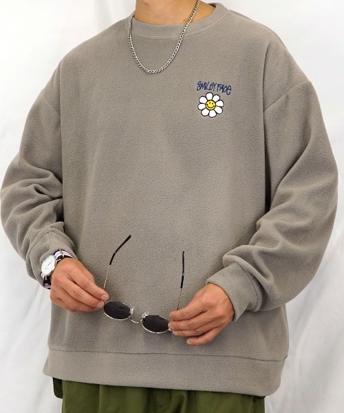 SMILEY FACE(スマイリーフェイス)の「【GROOVY STORE】SMILEY FACE オーバーサイズ フリーストレーナー(スウェット・メンズ・ブラック/アイボリー/ダークブルー/グレイッシュベージュ・M/L/LL)」の3枚目の写真