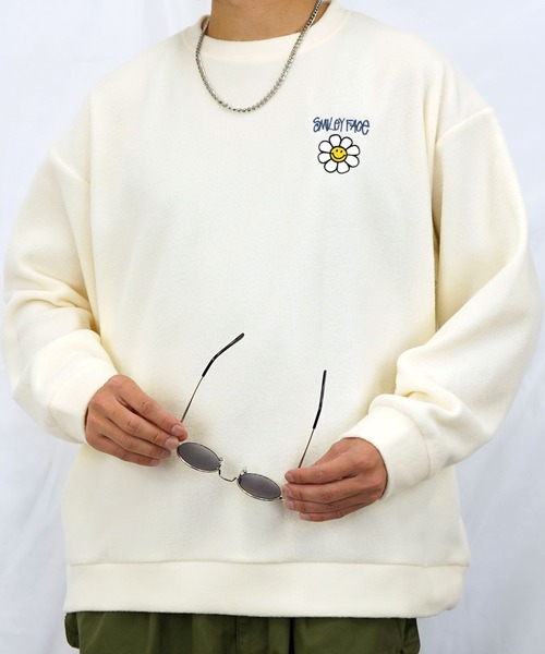 SMILEY FACE(スマイリーフェイス)の「【GROOVY STORE】SMILEY FACE オーバーサイズ フリーストレーナー(スウェット・メンズ・ブラック/アイボリー/ダークブルー/グレイッシュベージュ・M/L/LL)」の7枚目の写真