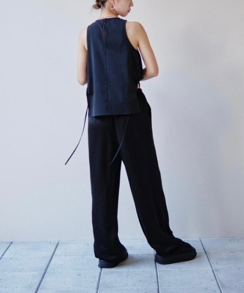 TODAYFUL（トゥデイフル）の「TODAYFUL　Side Gather Tops サイドギャザートップス/12410415（タンクトップ・レディース・オートミール/ブラック・ONE SIZE）」の20枚目の写真