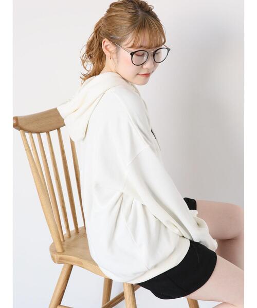 ehka sopo(エヘカソポ)の「Eロゴオーバーサイズパーカー(Tシャツ/カットソー・レディース・グレー/オフホワイト/ブルー/ピンク・F)」の7枚目の写真