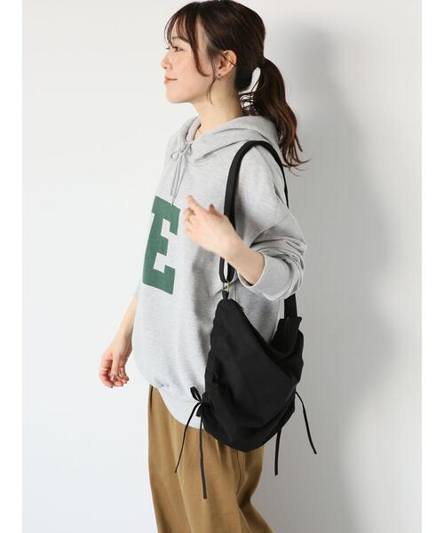 ehka sopo(エヘカソポ)の「Eロゴオーバーサイズパーカー(Tシャツ/カットソー・レディース・グレー/オフホワイト/ブルー/ピンク・F)」の13枚目の写真