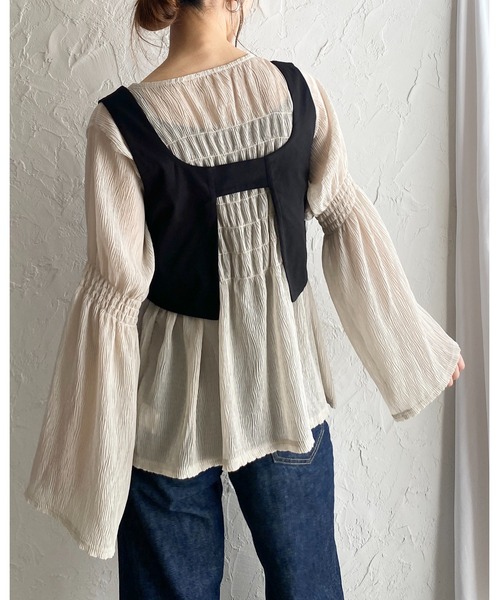 She's Closet（シーズクローゼット）の「ツイルバックオープンVネックショート丈ビスチェトップス（ベスト・レディース・ライトベージュ/ブラック/ベージュ・FREE）」の19枚目の写真