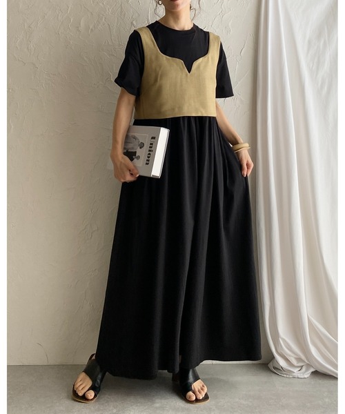 She's Closet（シーズクローゼット）の「ツイルバックオープンVネックショート丈ビスチェトップス（ベスト・レディース・ライトベージュ/ブラック/ベージュ・FREE）」の6枚目の写真