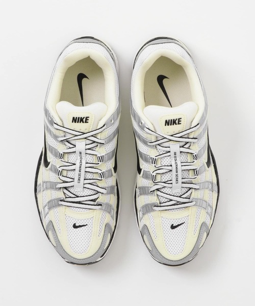 NIKE(ナイキ)の「NIKE P6000(スニーカー・レディース・ホワイト系その他・23.5/24/24.5)」の4枚目の写真