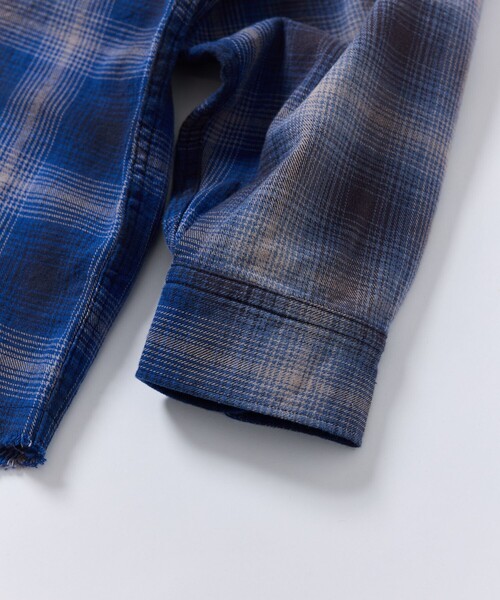 FREAK'S STORE(フリークスストア)の「限定展開 Relax Fit リラックスフィット ブリーチ加工 オンブレチェック ネルシャツ/ビッグシルエット(シャツ/ブラウス・メンズ・ホワイト/ブラック/オリーブ/ブルー・SMALL/LARGE/MEDIUM)」の10枚目の写真