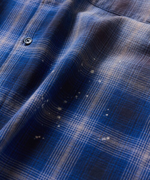 FREAK'S STORE(フリークスストア)の「限定展開 Relax Fit リラックスフィット ブリーチ加工 オンブレチェック ネルシャツ/ビッグシルエット(シャツ/ブラウス・メンズ・ホワイト/ブラック/オリーブ/ブルー・SMALL/LARGE/MEDIUM)」の12枚目の写真