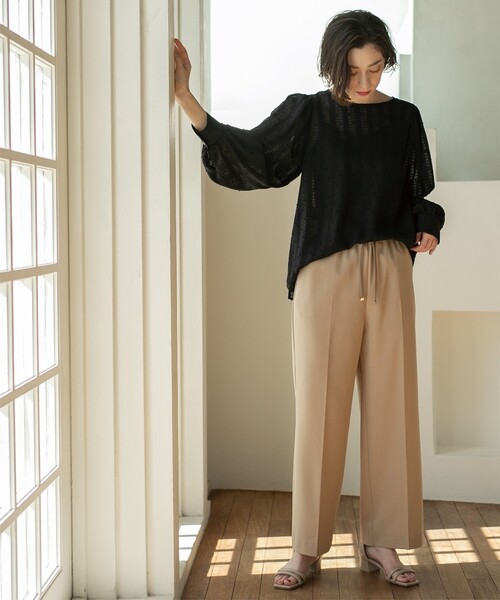 OPAQUE.CLIP(オペークドットクリップ)の「◆スクエアトゥダブルブリッジサンダル(サンダル・レディース・ベージュ/グリーン系/ブラック/シルバー/ホワイト系9・02/03/01)」の6枚目の写真