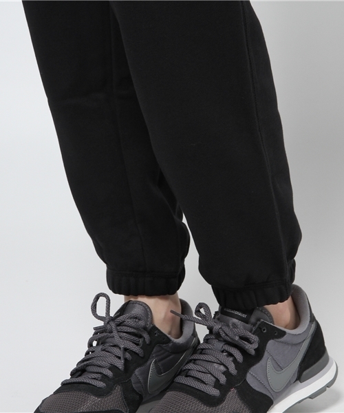 NIKE SPORTSWEAR（ナイキスポーツウェアー）の「ウィメンズ ナイキ スウェットパンツ NIKE WMNS CLUB FT PANT SWOOSH 683851（その他パンツ・レディース・ブラック/チャコールグレー・SMALL/MEDIUM）」の9枚目の写真