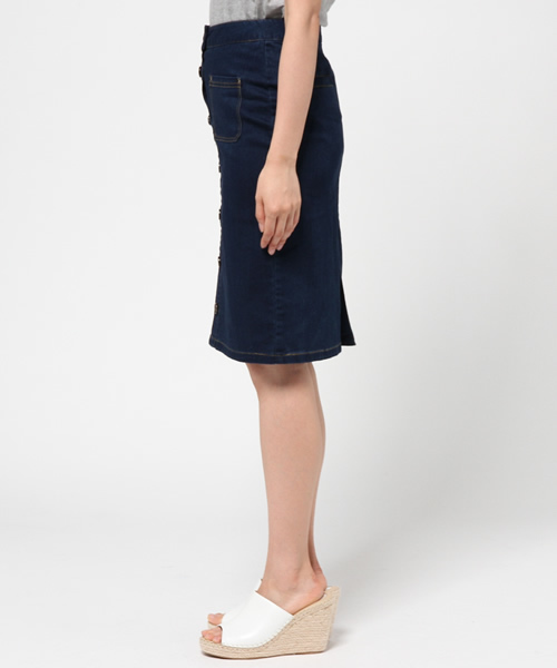 FREE'S MART（フリーズマート）の「ボタンフライタイトスカート（デニムスカート・レディース・ネイビー/ブラック・MEDIUM/SMALL）」の13枚目の写真