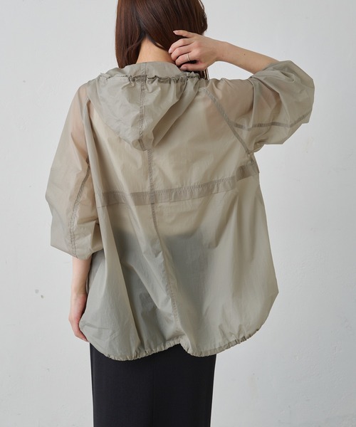 PUAL CE CIN（ピュアルセシン）の「シアーマウンテンパーカー（マウンテンパーカー・レディース・オフホワイト/カーキ/グレイッシュベージュ・FREE）」の12枚目の写真