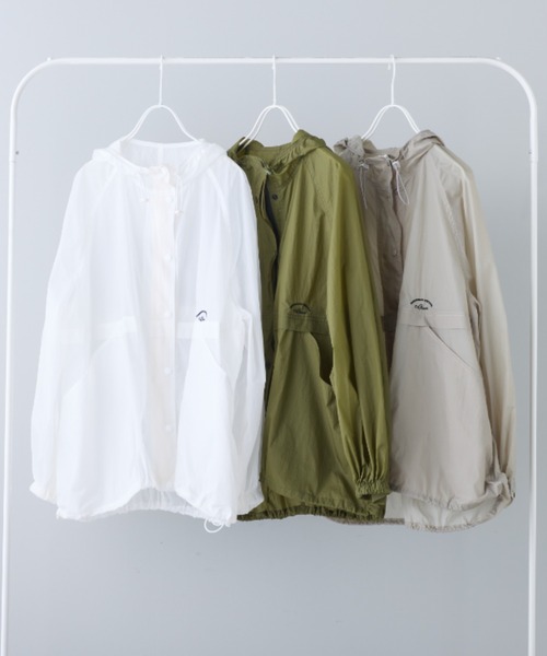 PUAL CE CIN（ピュアルセシン）の「シアーマウンテンパーカー（マウンテンパーカー・レディース・オフホワイト/カーキ/グレイッシュベージュ・FREE）」の4枚目の写真