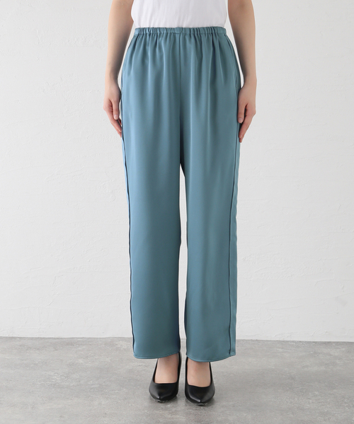 SLOBE IENA（スローブイエナ）の「ヘビーサテンイージーパンツ（その他パンツ・レディース・ブルー/アイボリー・FREE）」の17枚目の写真