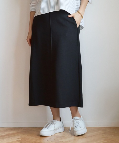 Elura(エルーラ)の「サラサラサマーナロースカート(Tシャツ/カットソー・レディース・ホワイト/ダークネイビー/ブラック/カーキ・MEDIUM/LARGE)」の1枚目の写真