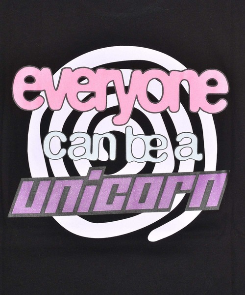 VETEMENTS(ヴェトモン)の「EVERYONE CAN BE A UNICORN T-SHIRT(Tシャツ/カットソー・メンズ・ブラック・S)」の5枚目の写真
