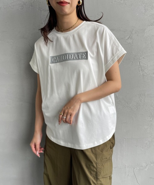 MAISON DE L'ALLURE（メゾンドゥラリュール）の「[MAISON DE L'ALLURE/メゾンドゥラリュール] エンボス加工 ラメロゴプリントTシャツ（Tシャツ/カットソー・レディース・ホワイト/ブラック/チャコールグレー/オフホワイト・F）」の9枚目の写真