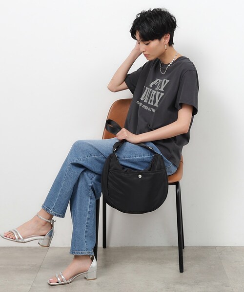 OPAQUE.CLIP（オペークドットクリップ）の「◆カジュアルムーンミドルショルダー（ショルダーバッグ・レディース・グレー/ブラック/ベージュ・00）」の19枚目の写真