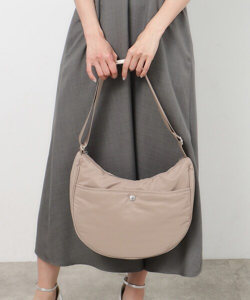 OPAQUE.CLIP（オペークドットクリップ）の「◆カジュアルムーンミドルショルダー（ショルダーバッグ・レディース・グレー/ブラック/ベージュ・00）」の20枚目の写真