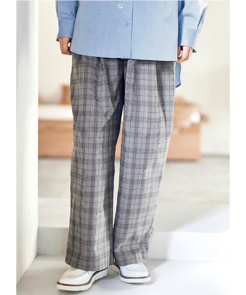 and myera(アンド マイラ)の「and myera グレンチェックなパンツ(その他パンツ・レディース・グレー・LARGE/MEDIUM/X-LARGE/SMALL)」の14枚目の写真