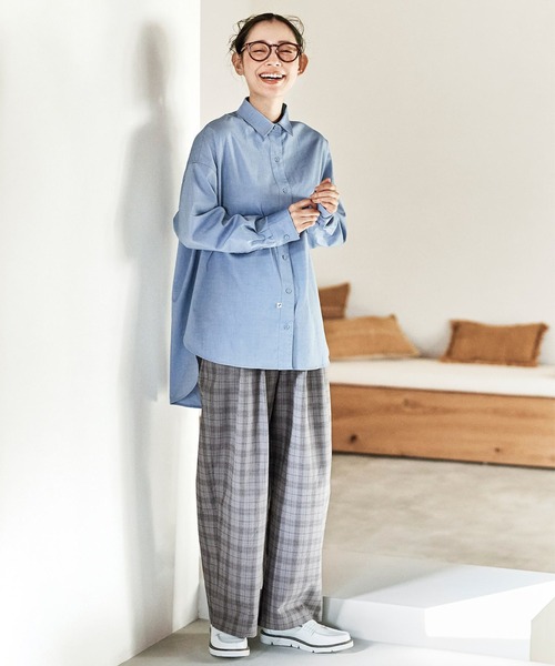 and myera(アンド マイラ)の「and myera グレンチェックなパンツ(その他パンツ・レディース・グレー・LARGE/MEDIUM/X-LARGE/SMALL)」の3枚目の写真