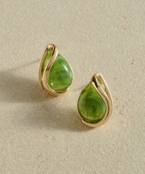 GOLDY（ゴールディ）の「レイヤード ライン ドロップ ピアス（ピアス（両耳用）・レディース・ベージュ/グリーン/ブルー/クリア・FREE）」の3枚目の写真