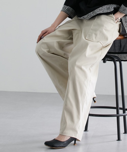 Soiunique（スワユニーク）の「カーブシルエットベイカーパンツ ［Soiunique］（その他パンツ・レディース・アイボリー/チャコール/ライトカーキ・M/L/LL）」の19枚目の写真