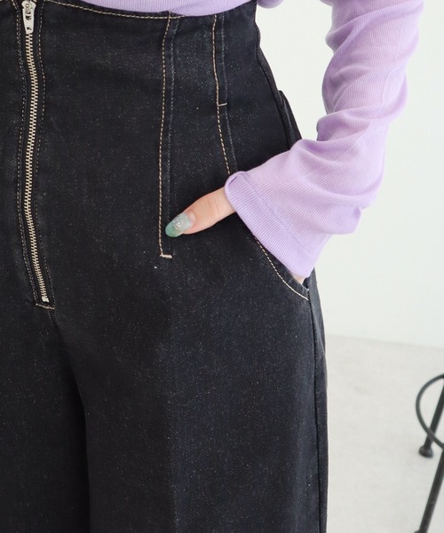 earth music&ecology(アースミュージックアンドエコロジー)の「フロントジップデニムパンツ(デニムパンツ・レディース・ブラック/ブルー系その他・S/M)」の11枚目の写真