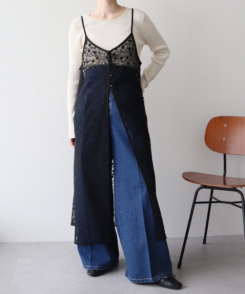 earth music&ecology(アースミュージックアンドエコロジー)の「フロントジップデニムパンツ(デニムパンツ・レディース・ブラック/ブルー系その他・S/M)」の14枚目の写真