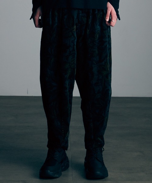 VIRGOwearworks(ヴァルゴウェアワークス)の「Plant textile fat pants(その他パンツ・メンズ・ベージュ/ブラウン/チャコールグレー・2/4/3)」の2枚目の写真